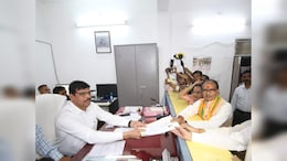 MP Elections: CM शिवराज सिंह पहुंचे बुधनी, कुलदेवी की पूजा के बाद दाखिल किया नामांकन&nbsp;