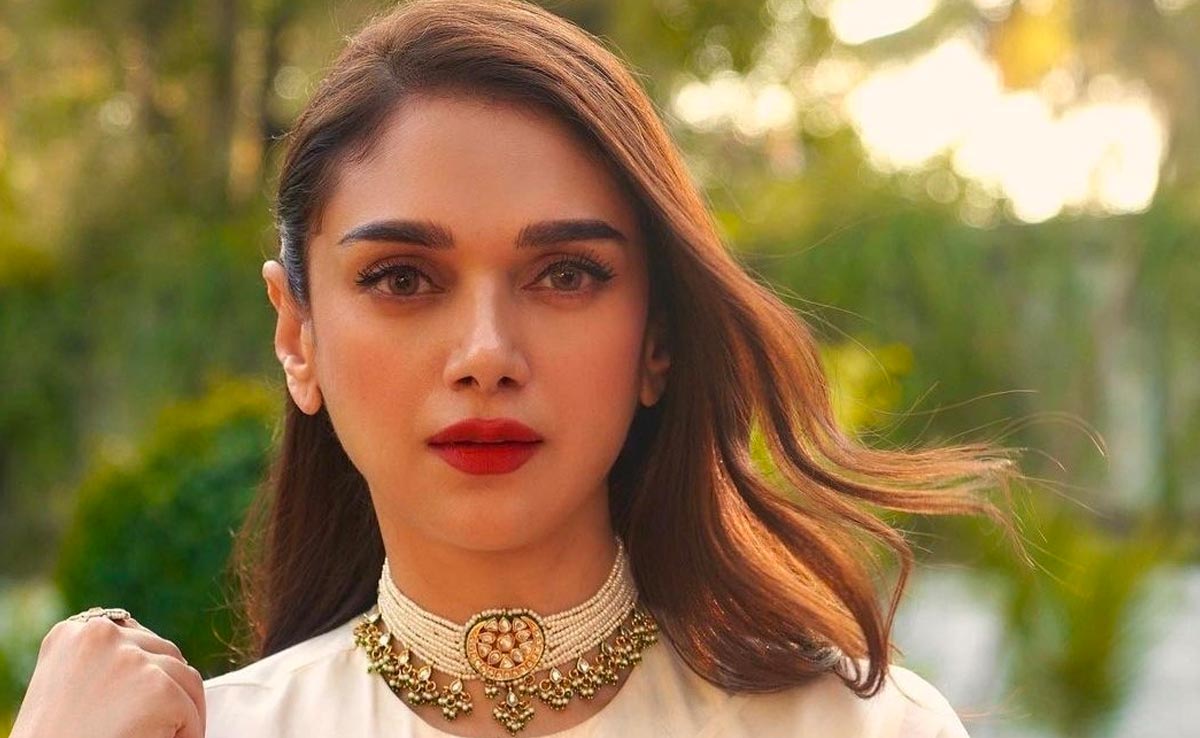 Aditi Rao Hydari Birthday: 21 साल की उम्र में गुपचुप तरीके से कर ली थी शादी, शानदार एक्टिंग के दम पर बनाई पहचान