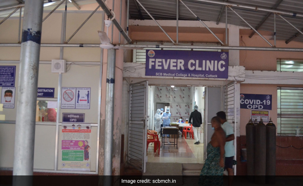 <i>Bhajans</i> In ICUs At Odisha Hospital To Help Doctors Treat Patients