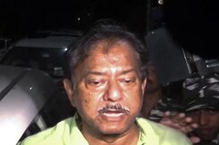 मंत्री ज्योतिप्रिया मलिक का कोड नाम 'MIC', पश्चिम बंगाल राशन घोटाले में ED के बड़े खुलासे मंत्री ज्योतिप्रिया मलिक का कोड नाम 'MIC', पश्चिम बंगाल राशन घोटाले में ED के बड़े खुलासे