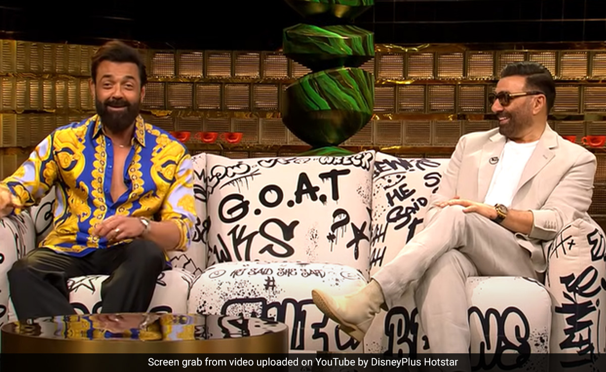 <i>Koffee With Karan 8</i> Promo: Sunny And Bobby Deol React To Father Dharmendra's <i>Rocky Aur Rani </i> Kiss