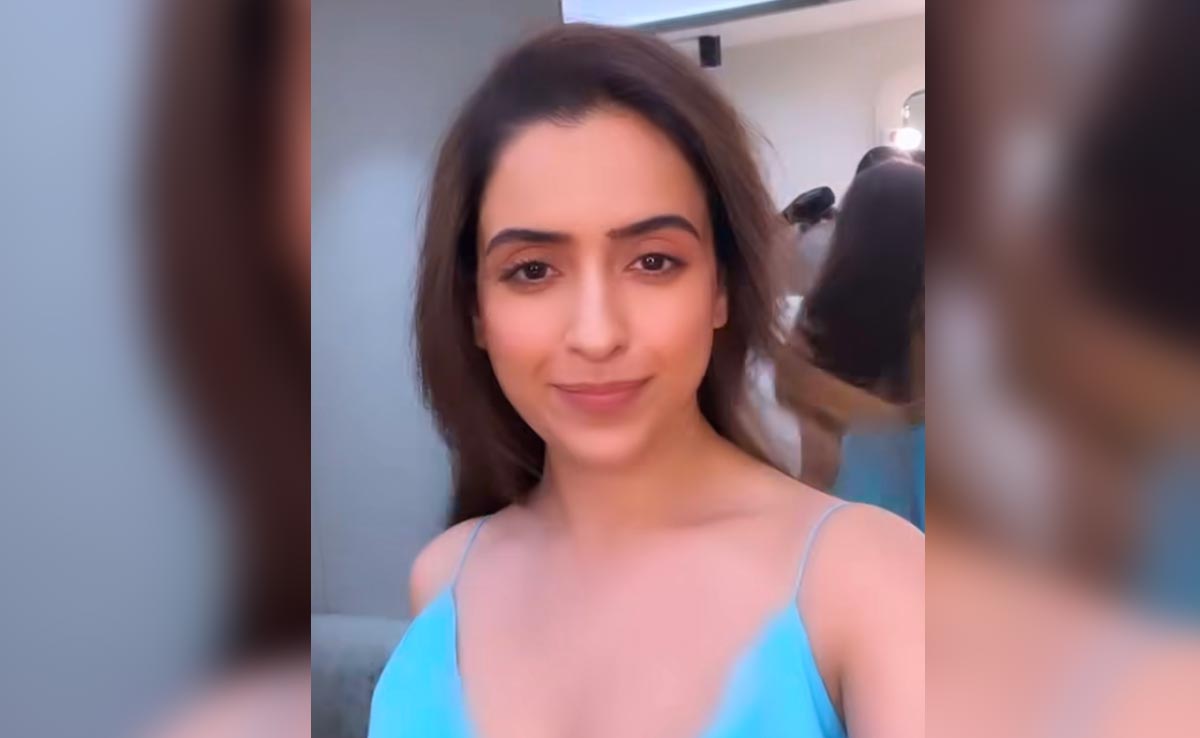 From Curly To Straight Hair, Sanya Malhotra's Transition Reel Is All Things Glam
