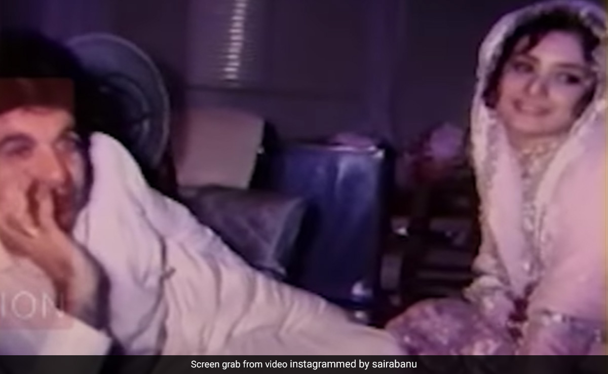 Saira Banu Shares Video Of Wedding To Dilip Kumar. Spot Dev Anand And Raj Kapoor