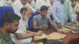 सरदारशहर नगरपरिषद में मेगा पट्टा वितरण शिविर, 500 लोगों को वितरित किए गए पट्टे