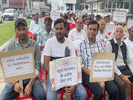 अब बिजलीकर्मियों ने दी आंदोलन की धमकी, कहा- 6 अक्टूबर से राज्य में ब्लैक आउट होगा अब बिजलीकर्मियों ने दी आंदोलन की धमकी, कहा- 6 अक्टूबर से राज्य में ब्लैक आउट होगा