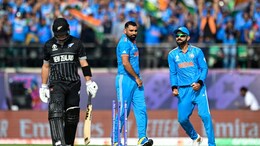 IND Vs NZ: 398 रनों का पीछा करने उतरी न्यूजीलैंड के दोनों सलामी बल्लेबाज आउट, 40 रन पर 2 विकेट