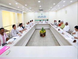 कांग्रेस की CEC ने मध्य प्रदेश विधानसभा चुनाव के लिए उम्मीदवारों के चयन को लेकर चर्चा की कांग्रेस की CEC ने मध्य प्रदेश विधानसभा चुनाव के लिए उम्मीदवारों के चयन को लेकर चर्चा की