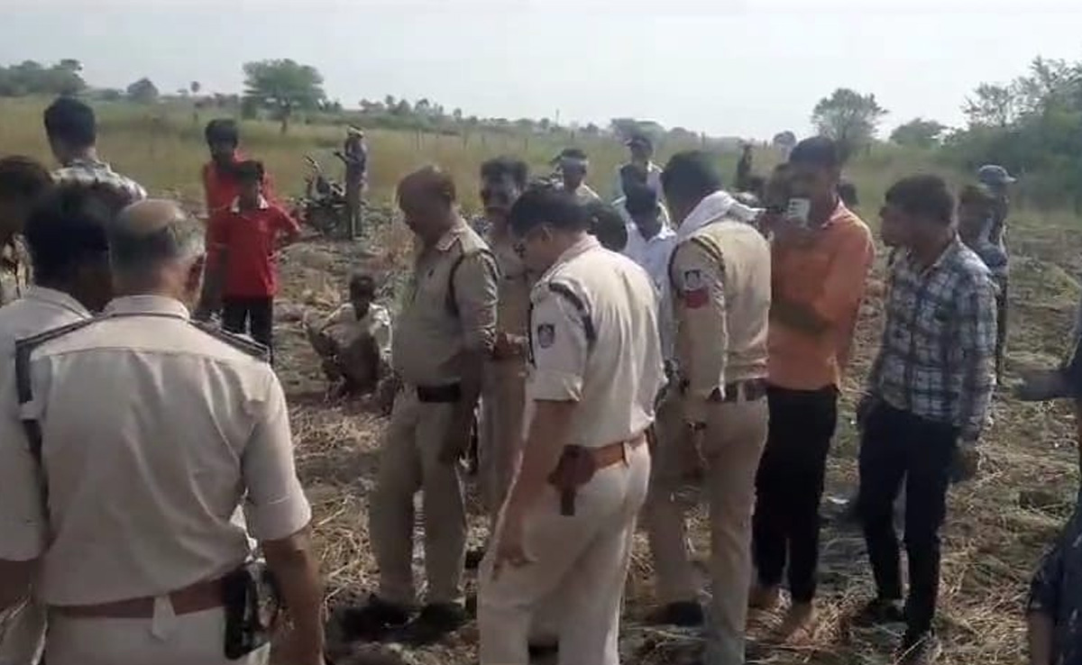 Vidisha: मिट्टी के खदान में डूबने से दो सगी बहनों की मौत, खेत में काम करने गई थीं