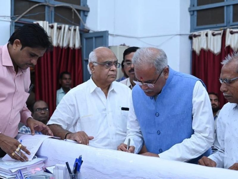 Chhattisgarh Elections 2023: सीएम भूपेश बघेल ने पाटन सीट से दाखिल किया नामांकन