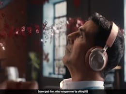 पान मसाले के नए एड में अजय देवगन और शाहरुख खान के साथ दिखने पर फिर से ट्रोल हुए अक्षय कुमार, फैन्स बोले- पैसा बोलता है पान मसाले के नए एड में अजय देवगन और शाहरुख खान के साथ दिखने पर फिर से ट्रोल हुए अक्षय कुमार, फैन्स बोले- पैसा बोलता है