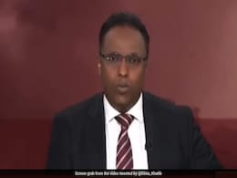 Al Jazeera Anchor Chokes Up As He Announces Colleague's Family's Death In Gaza Al Jazeera Anchor Chokes Up As He Announces Colleague's Family's Death In Gaza