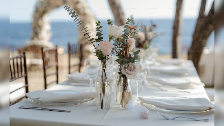 तड़क-भड़क से दूर लोगों को पसंद आ रही है क्वाइट लग्जरी वेडिंग्स, जानिए क्या होती हैं ये?