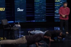 The आनंद कुमार Show में आनंद कुमार ने क्यों लगाए पुश-अप्स? The आनंद कुमार Show में आनंद कुमार ने क्यों लगाए पुश-अप्स?