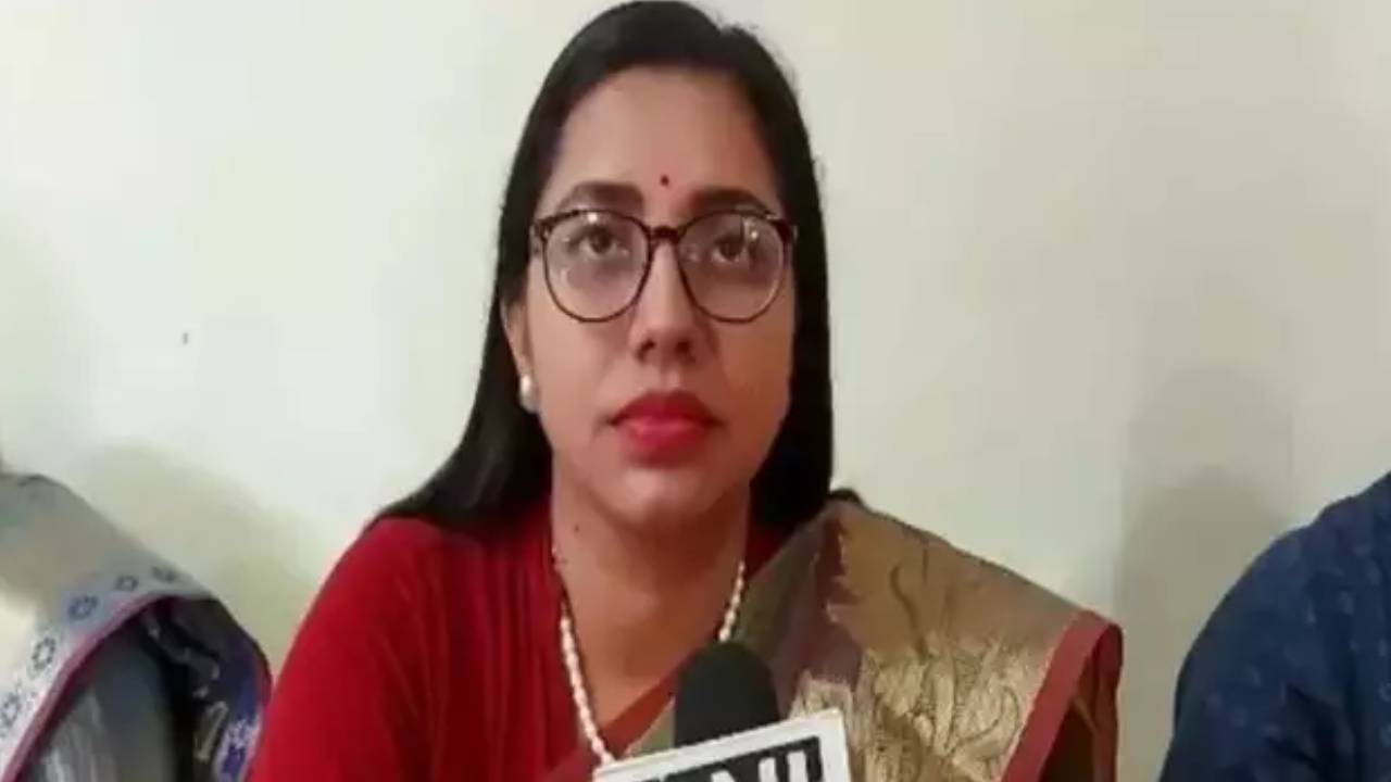 MP Election 2023 : इस्तीफा मंजूर होने के बाद निशा बांगरे ने चुनाव लड़ने का किया ऐलान