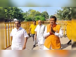 Satna Assembly: महानवमी के मौके पर नामांकन के लिए उमड़ी भीड़, बागी चेहरे नहीं आए नज़र 