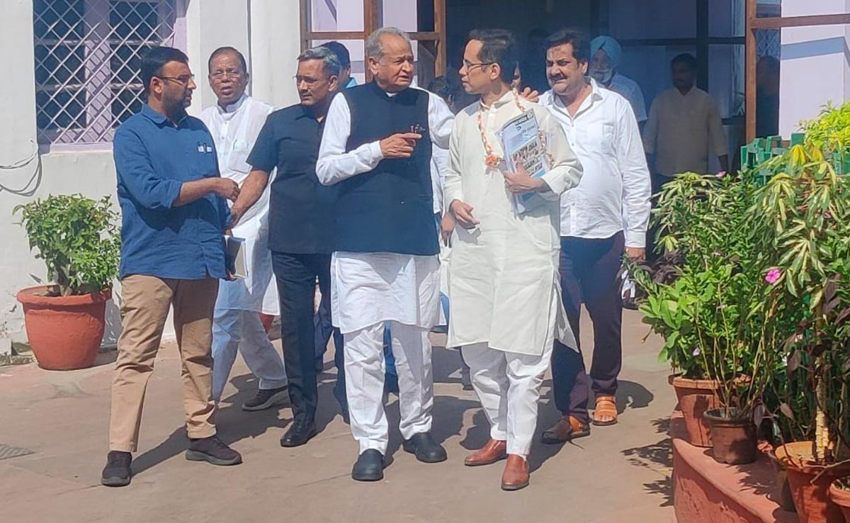 राजस्थान चुनावः कांग्रेस प्रत्याशियों का बढ़ा इंतजार, आज नहीं जारी होगी सूची, यहां फंस रहा पेच