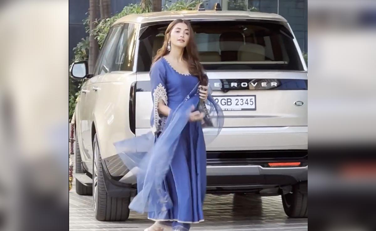 On Dussehra, Pooja Hegde Brings Home A Swanky New Range Rover