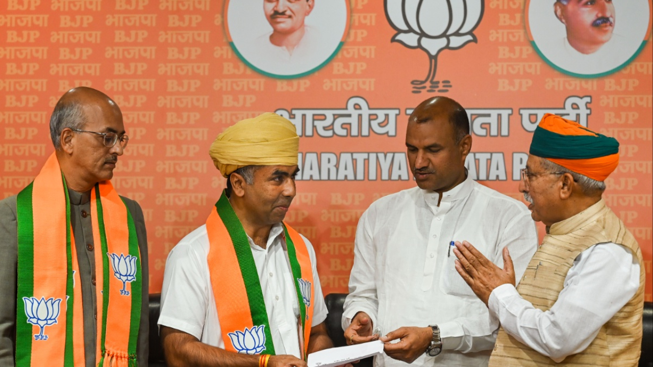 Rajasthan Election 2023: भवानी सिंह और विश्वराज सिंह बीजेपी में हुए शामिल