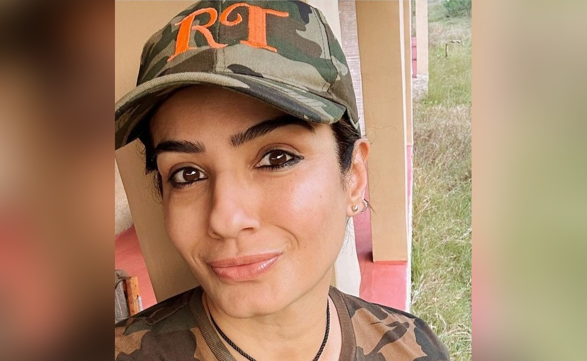 Bollywood News : Panna Tiger Reserve पहुंची Raveena Tondon, जंगल सफारी में मनाया बर्थडे