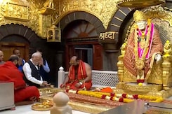 Watch: PM Modi Offers Prayers At Saibaba Samadhi Temple In Maharashtra's Shirdi Watch: PM Modi Offers Prayers At Saibaba Samadhi Temple In Maharashtra's Shirdi