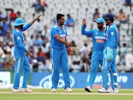 IND vs AFG: भारत और अफगानिस्तान के बीच T20 सुपर 8 का मुकाबला आज, यहां जानें पिच रिपोर्ट और हेड टू हेड आंकड़े IND vs AFG: भारत और अफगानिस्तान के बीच T20 सुपर 8 का मुकाबला आज, यहां जानें पिच रिपोर्ट और हेड टू हेड आंकड़े