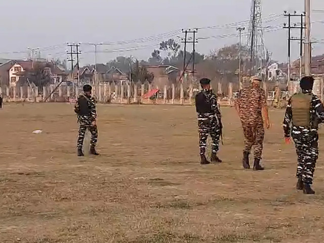 Police Officer Shot At By Terrorists In Srinagar, Area Cordoned Off