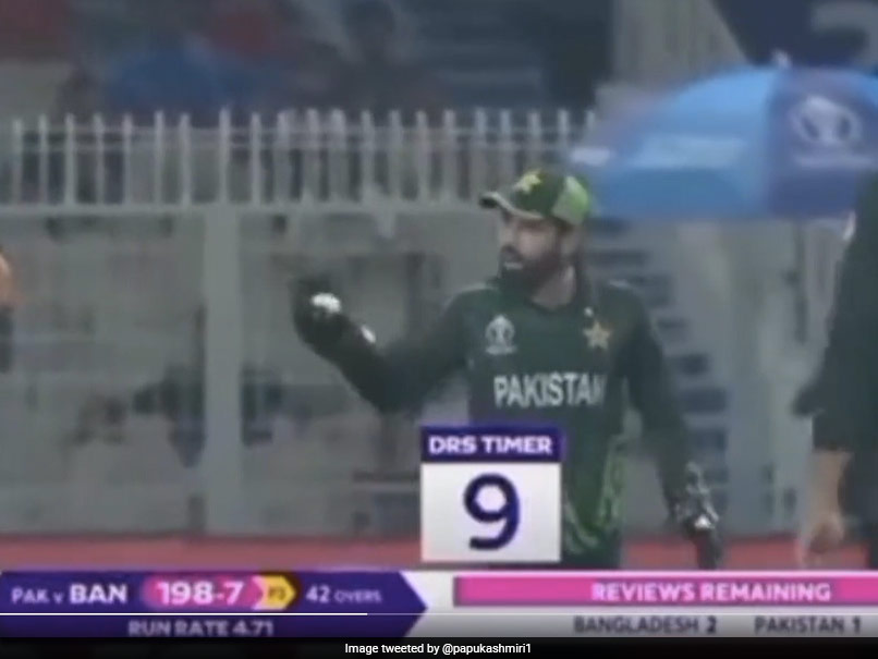 Watch: 'Rizwan Review System' Unfolds, Pak Keeper's DRS Act Stuns Twitter