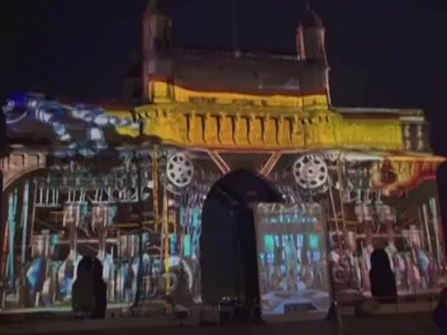 सिटी सेंटर : गेटवे ऑफ इंडिया पर बदले भारत की झलक