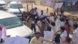 भाजपा के घोषित प्रत्याशियों का विरोध जारी, साचौर सांसद देवजी पटेल के काफिले पर चला पत्थर