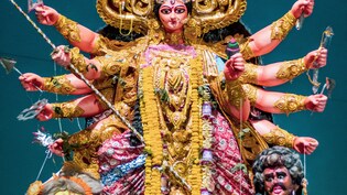 नवरात्रि की पूजा करते समय मां दुर्गा के इन 6 मंत्रों का जरूर करें जाप, सारे कष्ट होंगे दूर