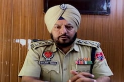 पंजाब के जालंधर जिले में तीन बहनों के शव बॉक्स में मिले, पिता पर हत्या का शक पंजाब के जालंधर जिले में तीन बहनों के शव बॉक्स में मिले, पिता पर हत्या का शक