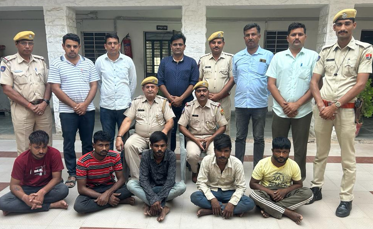 जातरुओं की आड़ में 1 किलो सोना और 3 किलो चांदी चुराने वाली गैंग गिरफ्तार, पुलिस ने 1500 कैमरों को खंगाला