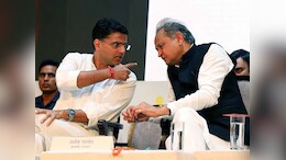 Sachin Pilot: "सचिन पायलट के खिलाफ गहलोत ने किया था बड़ा षड्यंत्र", लोकेश शर्मा के इस बयान से गरमाई सियासत!