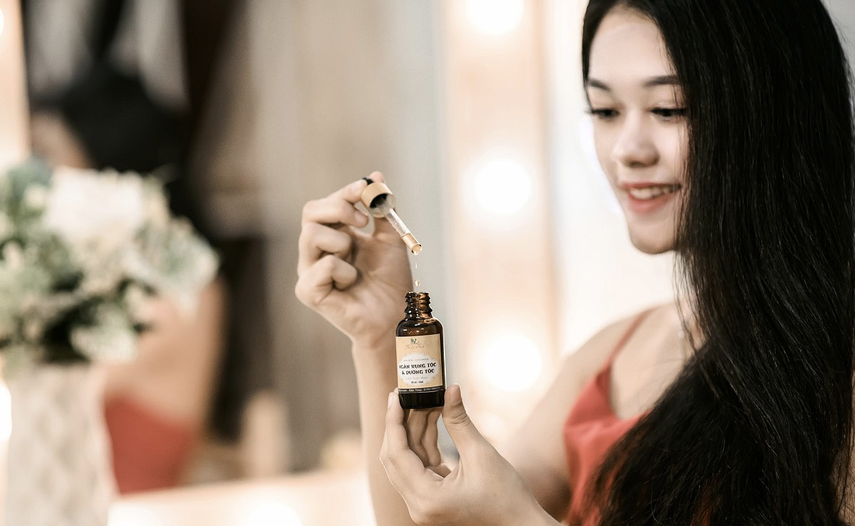 Everything You Need To Know Before You Oil Your Hair At Home