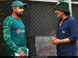 "इस खिलाड़ी के कारण पाकिस्तान टीम का पूरा कॉम्बिनेशन  बिगड़ गया", T20 वर्ल्ड कप से पहले रमीज राजा ने ऐसा कहकर मचाई खलबली "इस खिलाड़ी के कारण पाकिस्तान टीम का पूरा कॉम्बिनेशन  बिगड़ गया", T20 वर्ल्ड कप से पहले रमीज राजा ने ऐसा कहकर मचाई खलबली