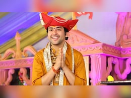 नेम प्लेट पर सुप्रीम कोर्ट की रोक के बीच अब सामने आया बाबा बागेश्वर का फरमान, दुकानदारों को दिया ये अल्टीमेटम नेम प्लेट पर सुप्रीम कोर्ट की रोक के बीच अब सामने आया बाबा बागेश्वर का फरमान, दुकानदारों को दिया ये अल्टीमेटम