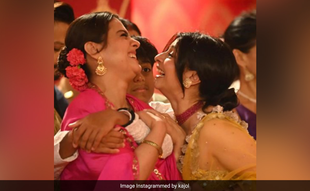 Sibling Revelry: Kajol And Tanishaa In A Pic From Durga Puja Celebrations