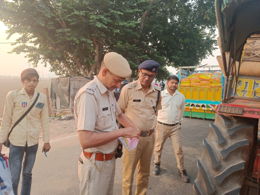 Rajasthan Elections 2023: राजस्थान के इस जिले में पुलिस ने लगाई A श्रेणी की नाकेबंदी, हर गाड़ी की हो रही तलाशी