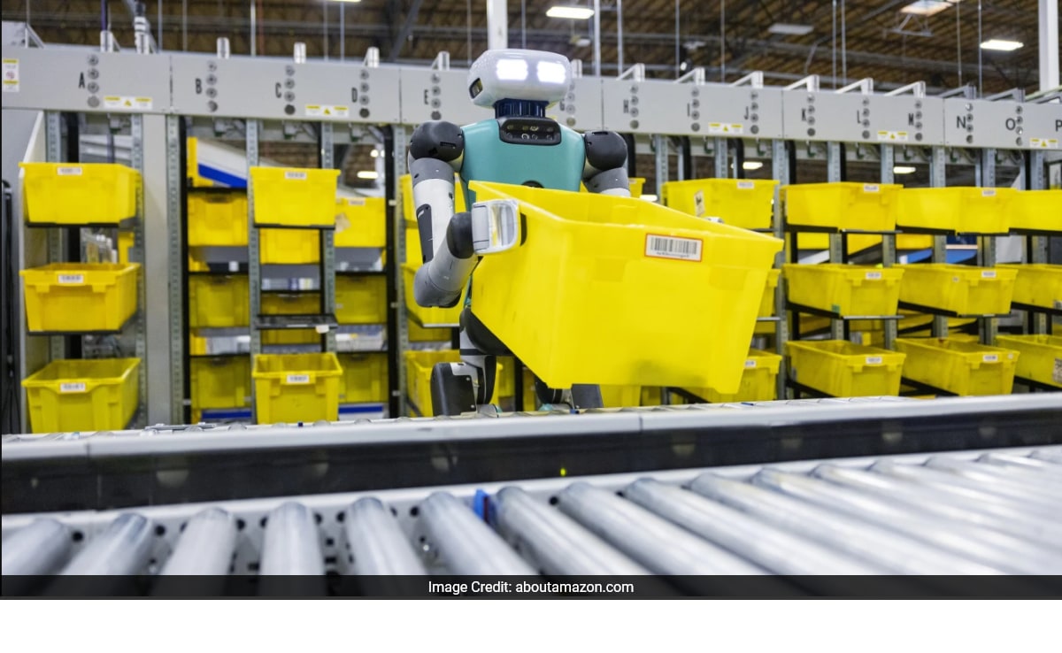 Amazon To Replace 5 Lakh Jobs With Robots, Preparing For Backlash: Report
