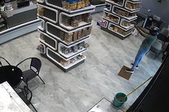 On Camera, Man Aims Gun At Shop's Staff, Runs After Bullets Didn't Fire On Camera, Man Aims Gun At Shop's Staff, Runs After Bullets Didn't Fire