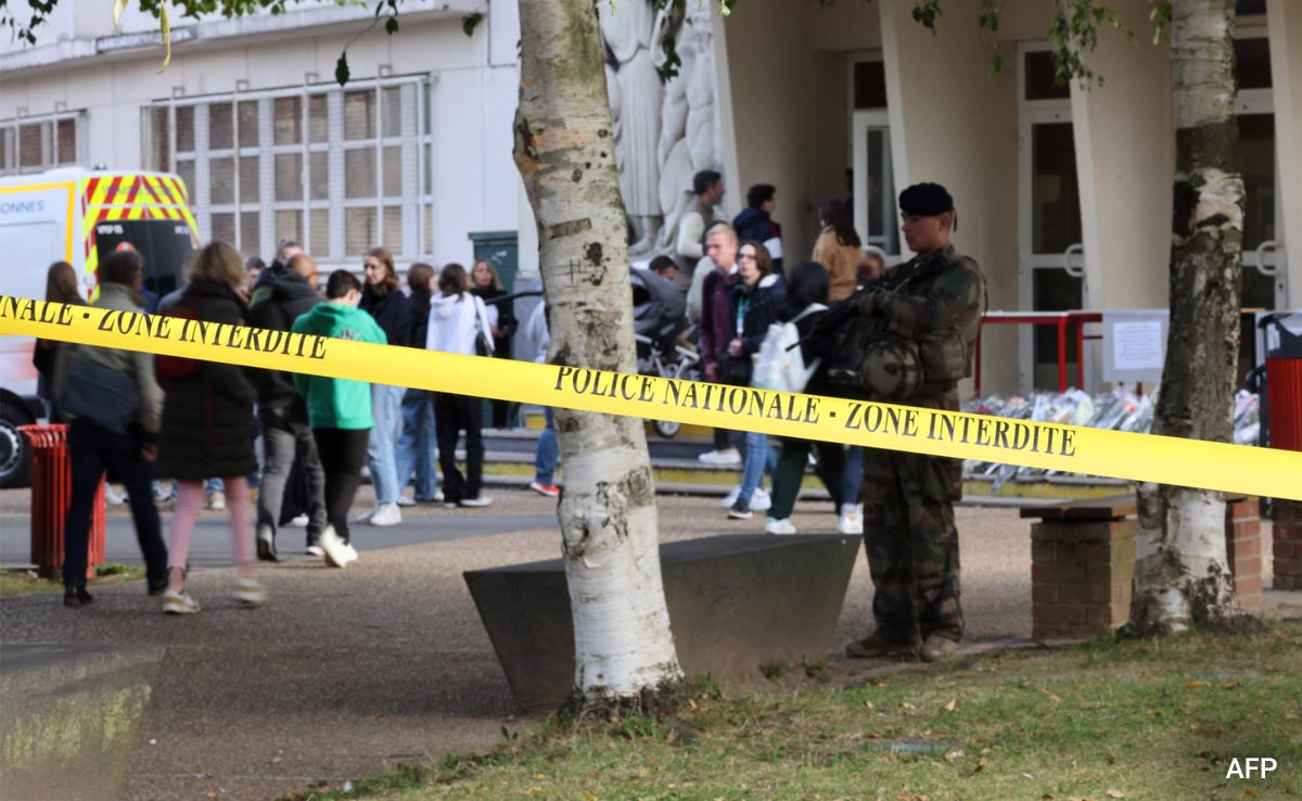 16-Year-Old Arrested In France Over False Bomb Threat: Report
