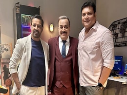 एक साथ नजर आई CID की टीम, 'कुछ तो गड़बड़ है दया...'  फैन्स ने फोटो देखते ही कर डाली ये डिमांड एक साथ नजर आई CID की टीम, 'कुछ तो गड़बड़ है दया...'  फैन्स ने फोटो देखते ही कर डाली ये डिमांड