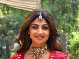 Shilpa Shetty's Lavish <i>Karwa Chauth Sargi Thali</i> Takes Internet By Storm