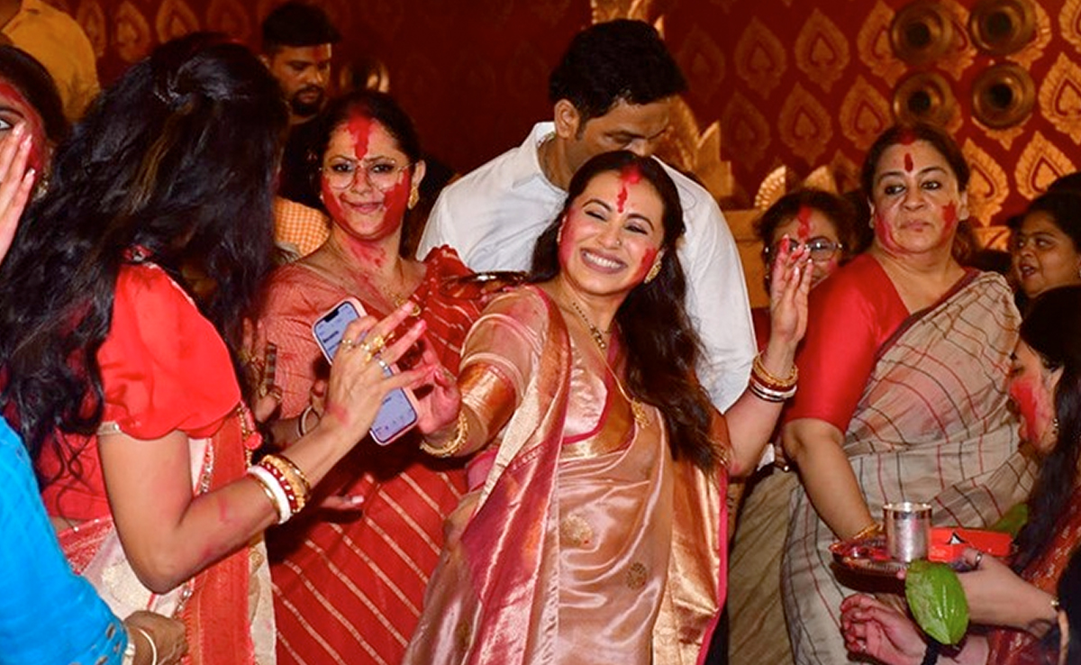 Durga Puja 2023: Rani Mukerji's <i>Sindoor Khela</i> Celebrations