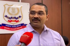 विदेशी नागरिक भारत में कैसे कर रहा था ड्रग्स का काला कारोबार? विदेशी नागरिक भारत में कैसे कर रहा था ड्रग्स का काला कारोबार?