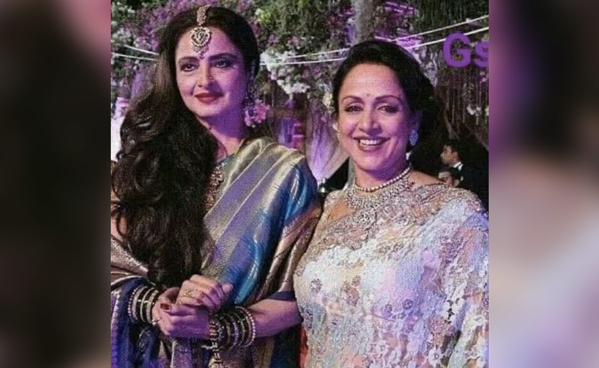 Hema Malini's Birthday Post For "Dear Friend" Rekha Is All Love: "Time Has Stood Still, She Never Ages"