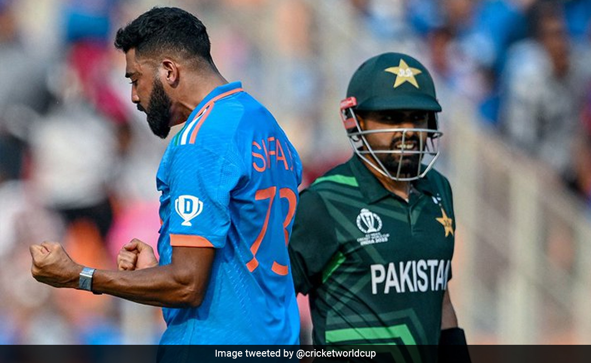 IND vs PAK: मोहम्मद सिराज का खुलासा, बाबर को आउट करने के लिए रोहित शर्मा के साथ मिलकर बनाई थी अचूक रणनीति