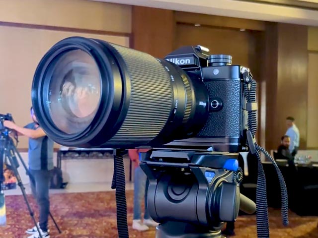 Nikon Z f First Look: Retro Design, Full-Frame Sensor, Vari-angle LCD, and More