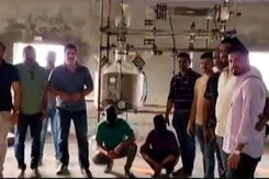 नाशिक,  सोलापुर और पुणे में ड्रग्स फैक्ट्री का खुलासा, 450 करोड़ के करीब का ड्रग्स बरामद नाशिक,  सोलापुर और पुणे में ड्रग्स फैक्ट्री का खुलासा, 450 करोड़ के करीब का ड्रग्स बरामद