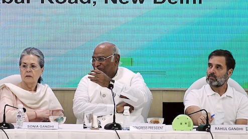 Live: पंजाब को लेकर कांग्रेस में बड़ी बैठक, लिया जा सकता है बड़ा फैसला